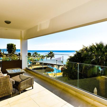 Pegasus Beach Front Apartamento Limassol Exterior foto